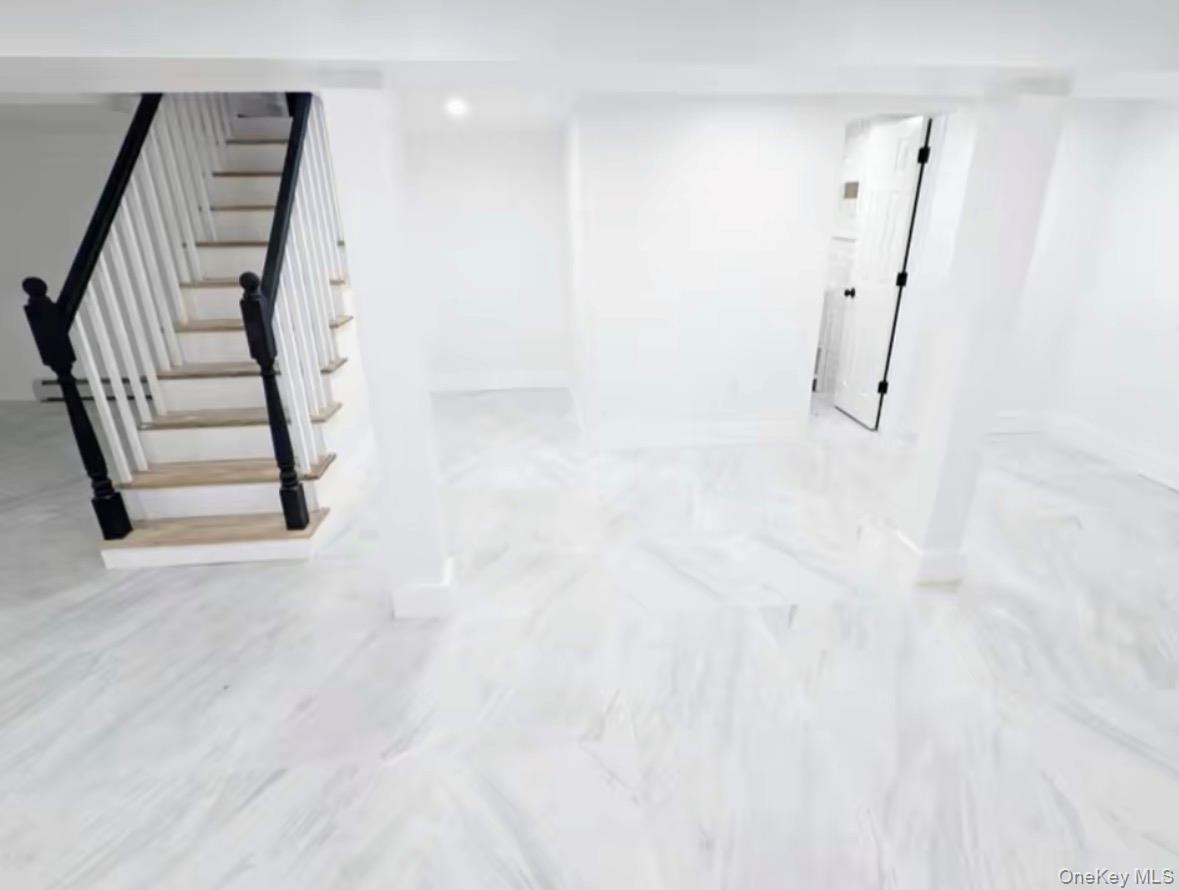 Single Family Springfield  Queens, NY 11413, MLS-961916-13