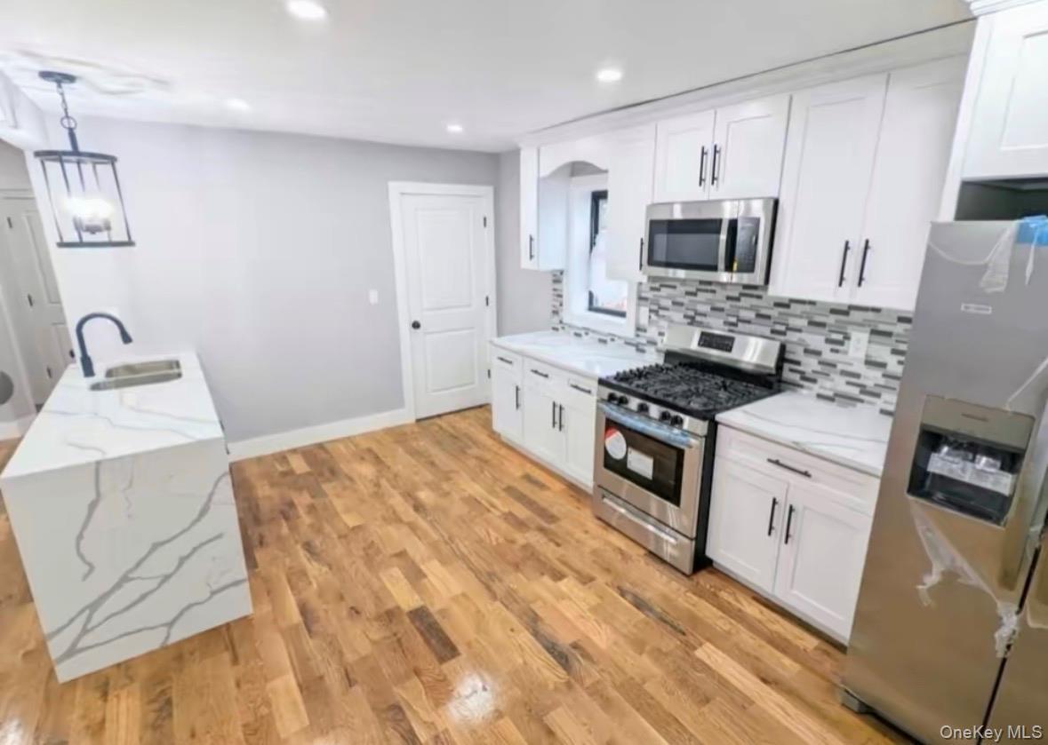 Single Family Springfield  Queens, NY 11413, MLS-961916-6