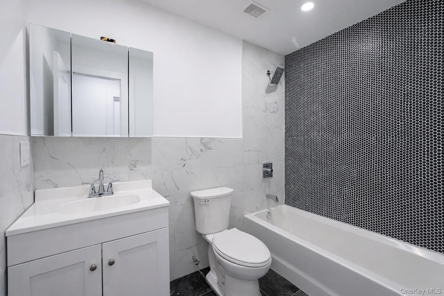 Single Family Schenck  Brooklyn, NY 11207, MLS-961930-8