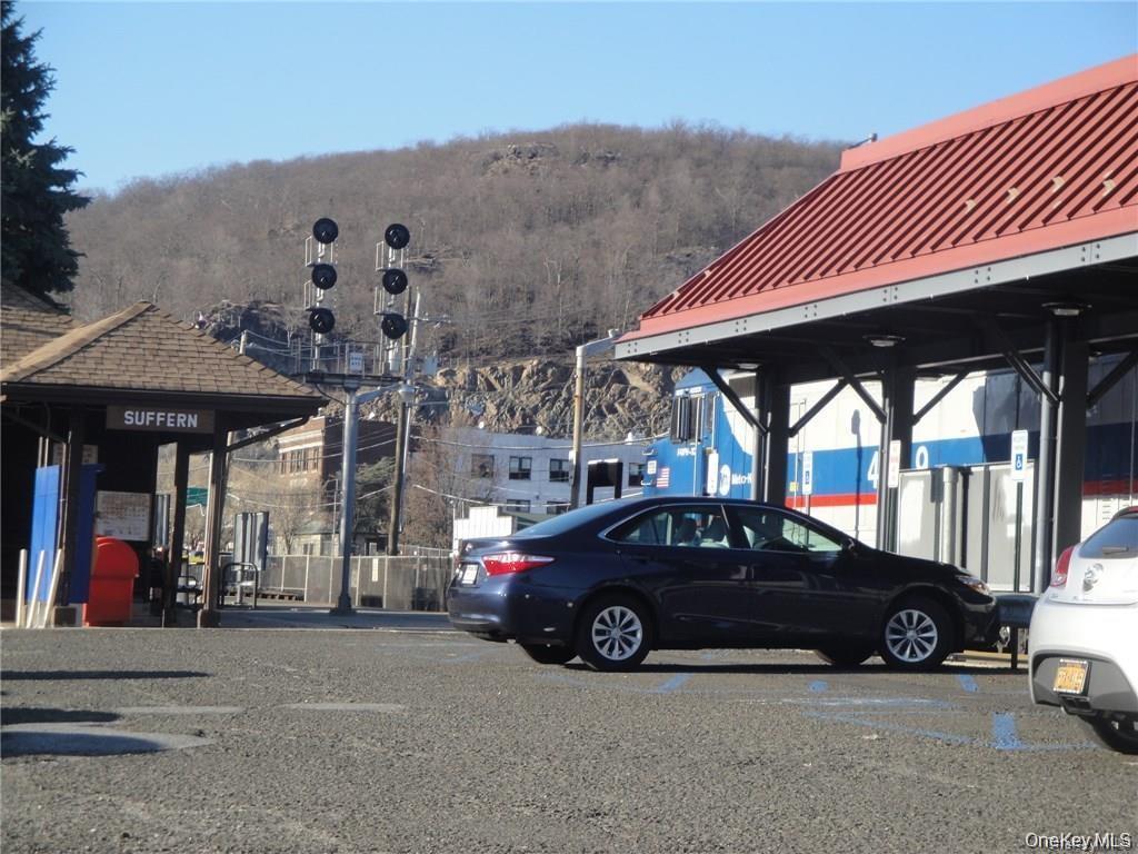 Single Family Orange  Rockland County, NY 10901, MLS-961949-17