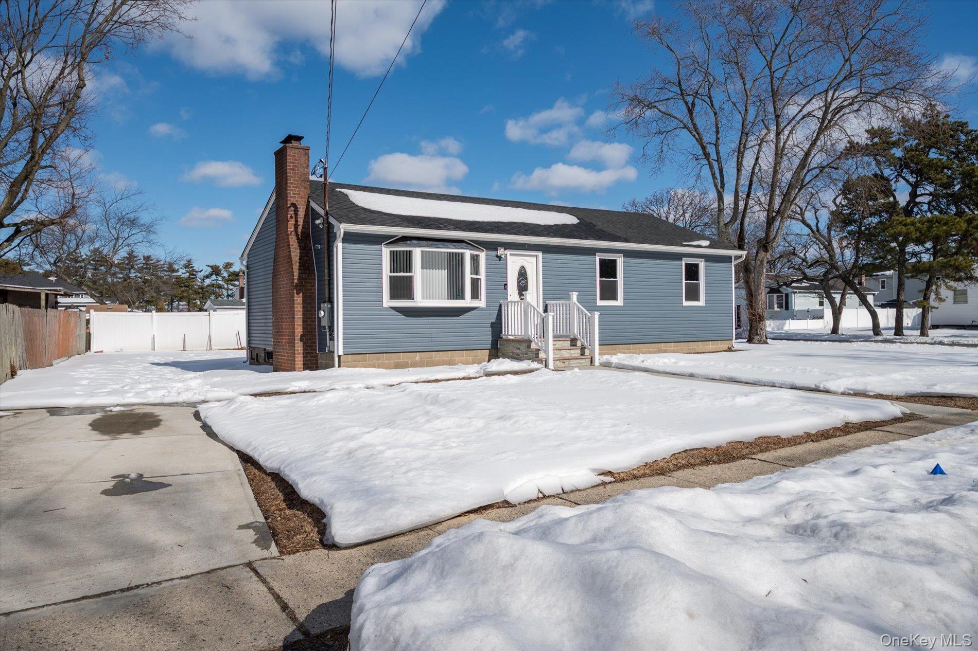 Single Family Garfield  Suffolk County, NY 11735, MLS-961994-2