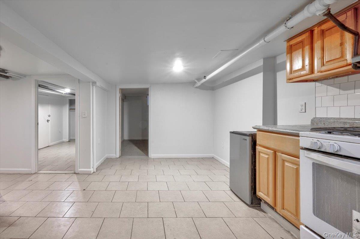 Single Family Haviland  Bronx, NY 10462, MLS-962006-12