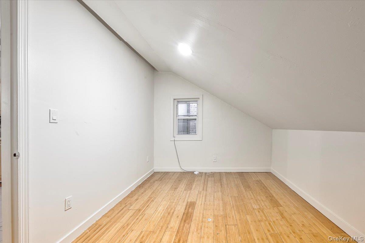 Single Family Haviland  Bronx, NY 10462, MLS-962006-15