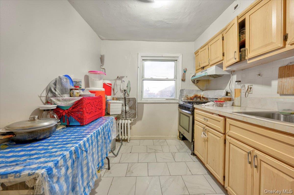 Single Family Haviland  Bronx, NY 10462, MLS-962006-23