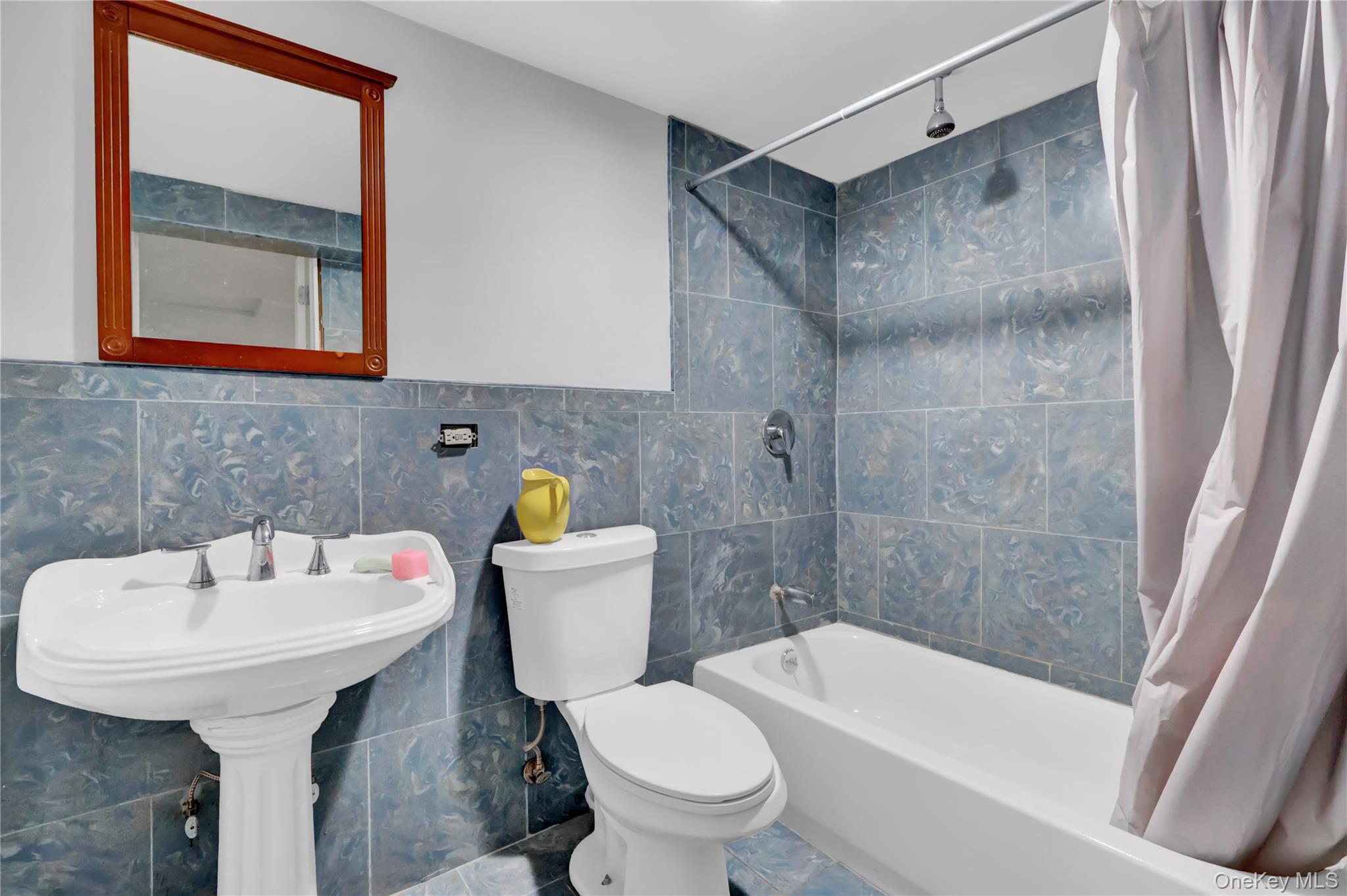 Single Family 88th  Queens, NY 11421, MLS-962007-17