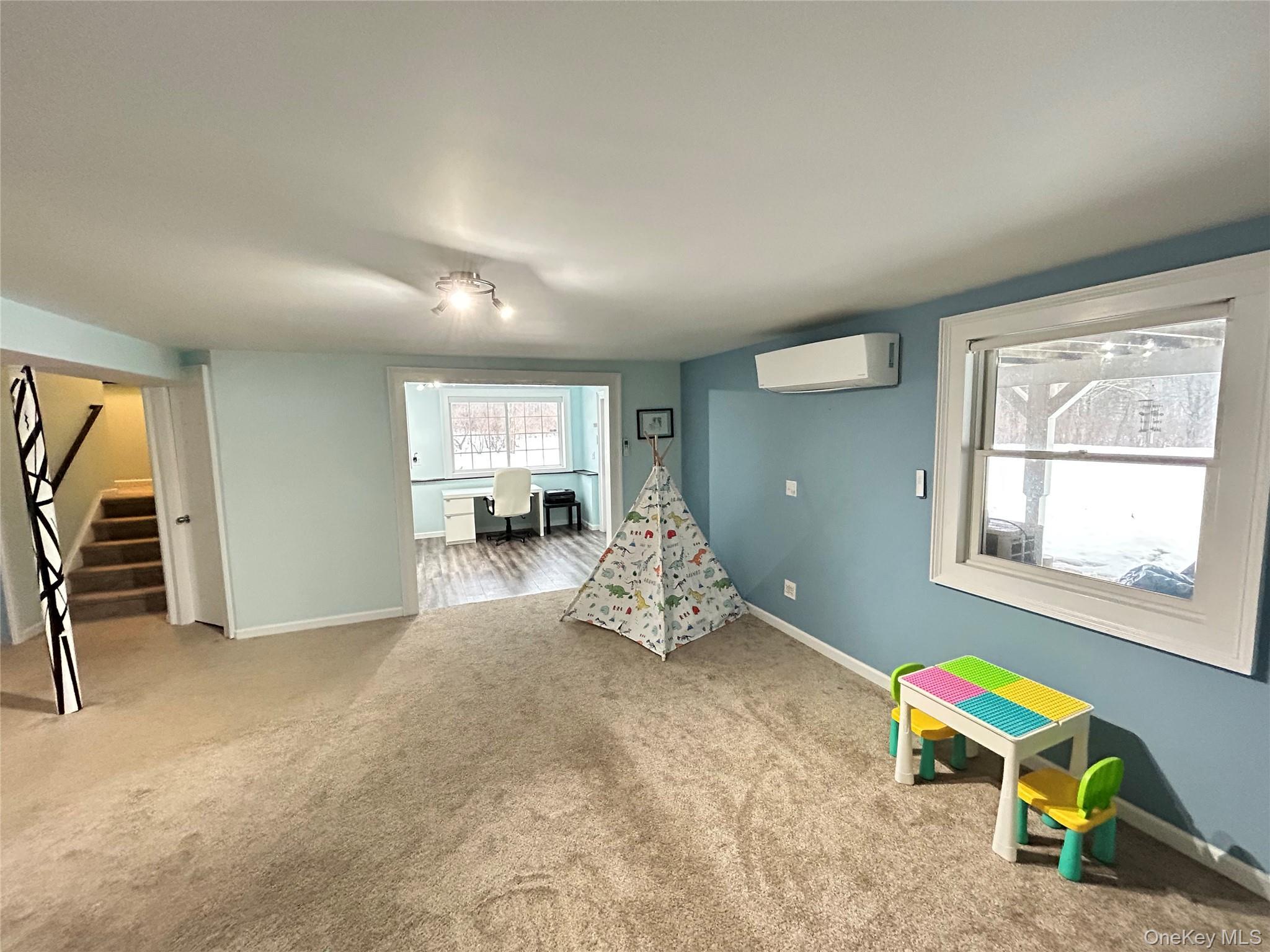 Single Family Daly  Orange County, NY 10940, MLS-962022-23