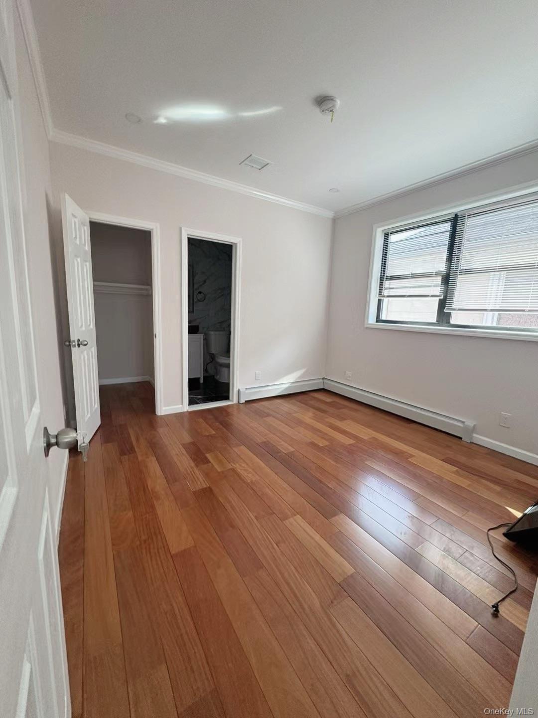 Single Family 17th Queens, NY 11357, MLS-962027-6