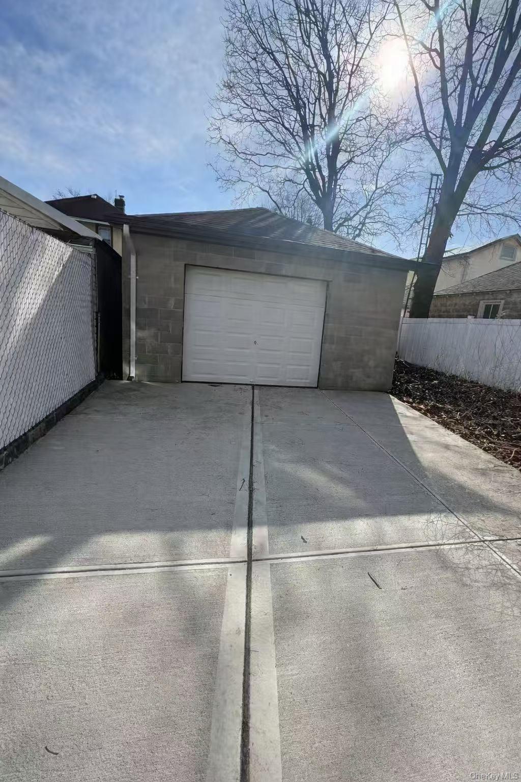 Single Family 17th Queens, NY 11357, MLS-962027-7