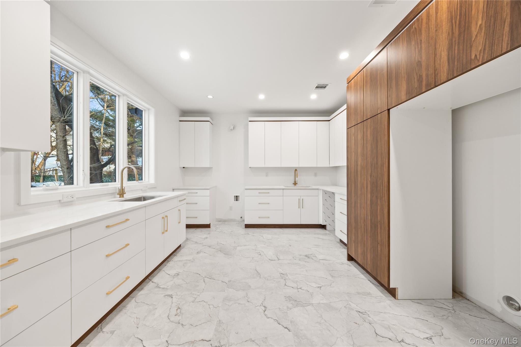 Condo Memorial Park  Rockland County, NY 10977, MLS-962028-10