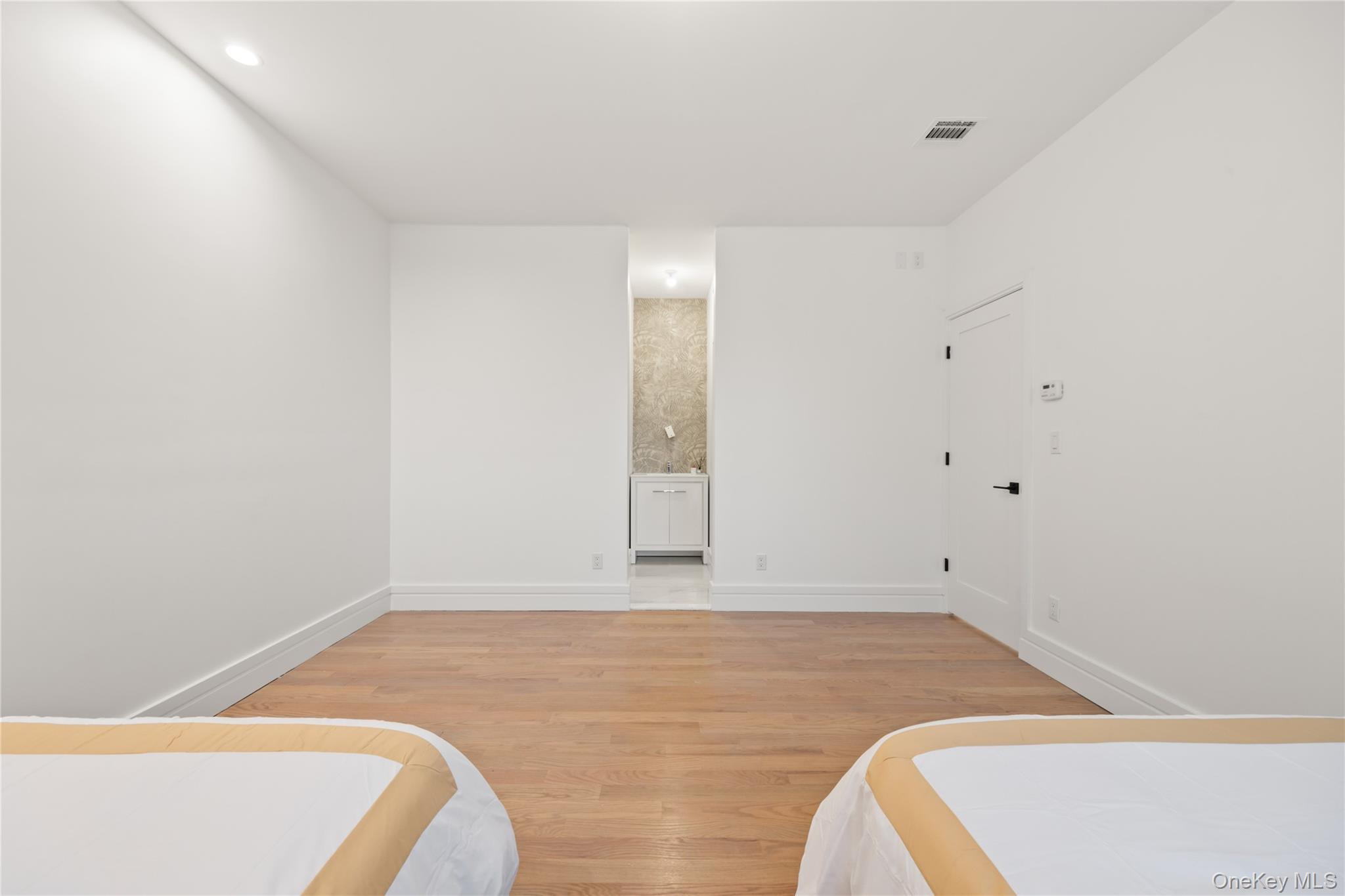 Condo Memorial Park  Rockland County, NY 10977, MLS-962028-20