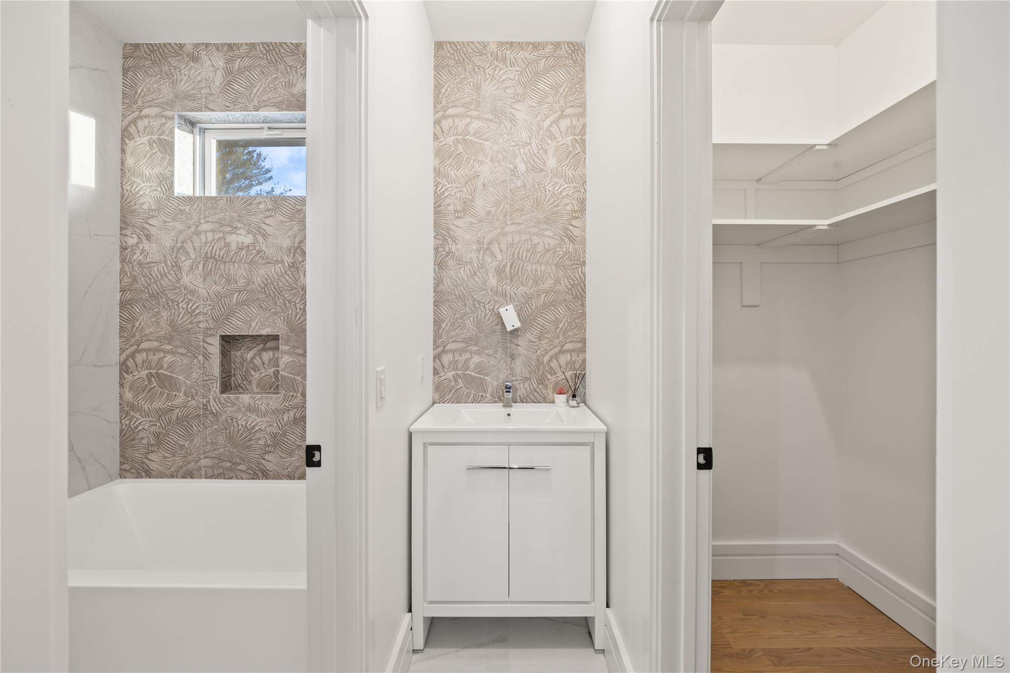 Condo Memorial Park  Rockland County, NY 10977, MLS-962028-21