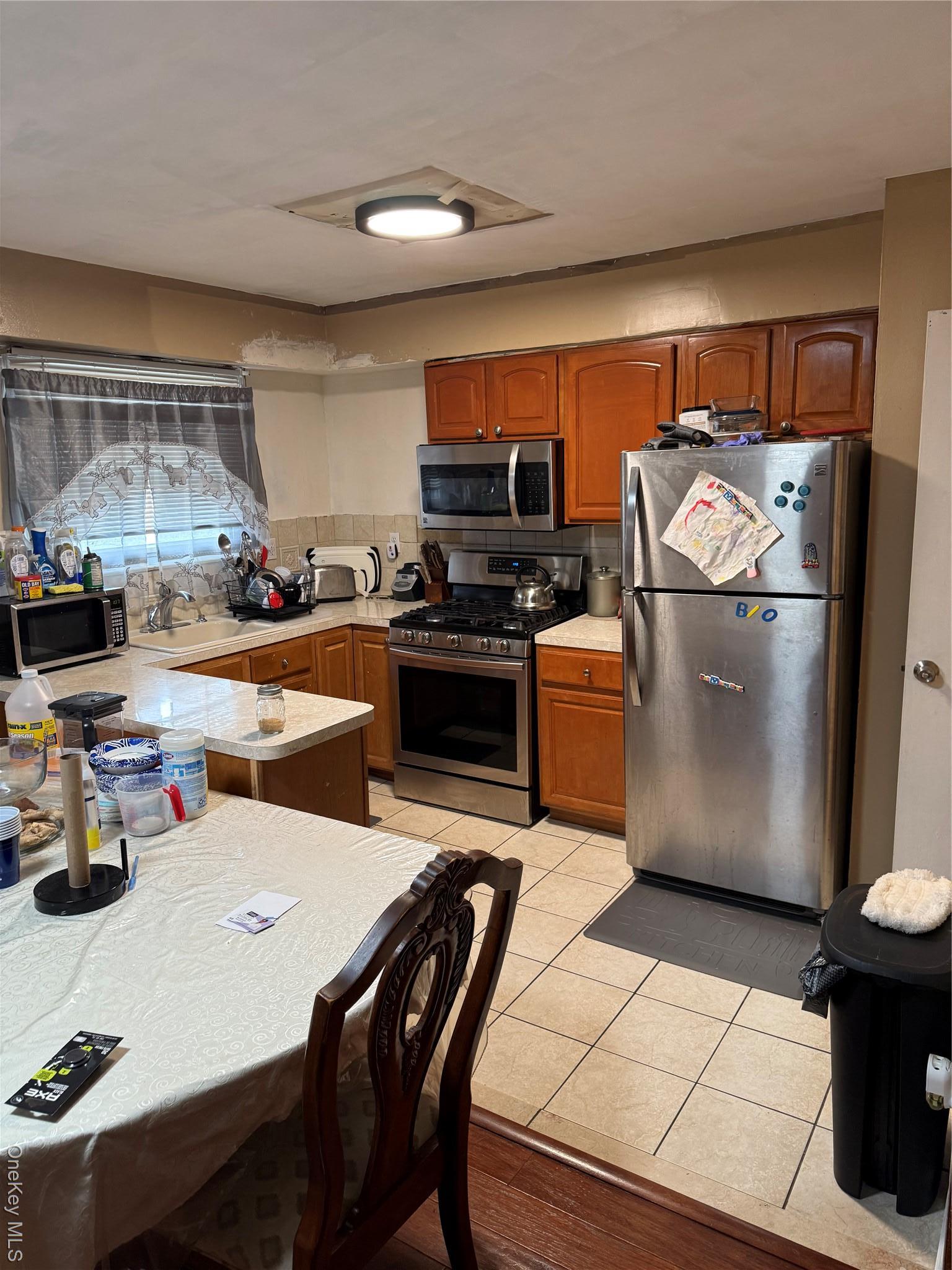 Single Family Brinsmade Bronx, NY 10465, MLS-962072-7