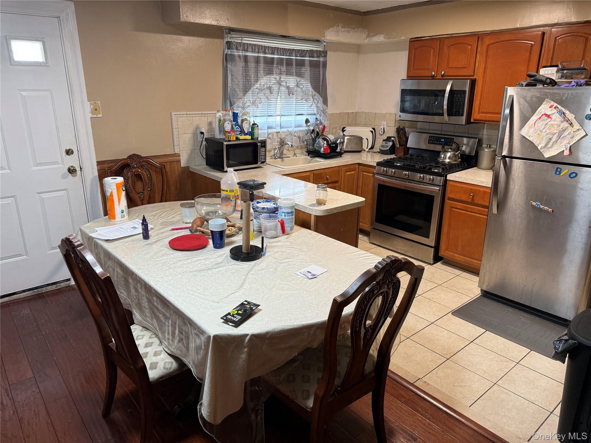 Single Family Brinsmade Bronx, NY 10465, MLS-962072-8