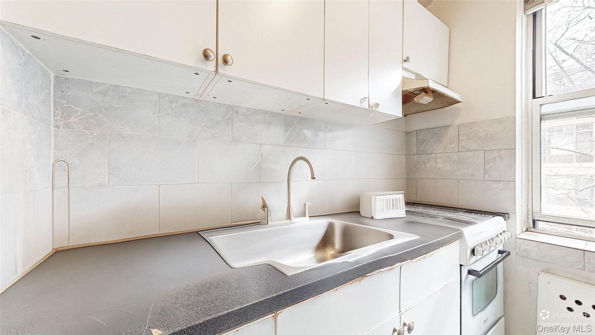 Apartment 64th  Queens, NY 11375, MLS-962080-16