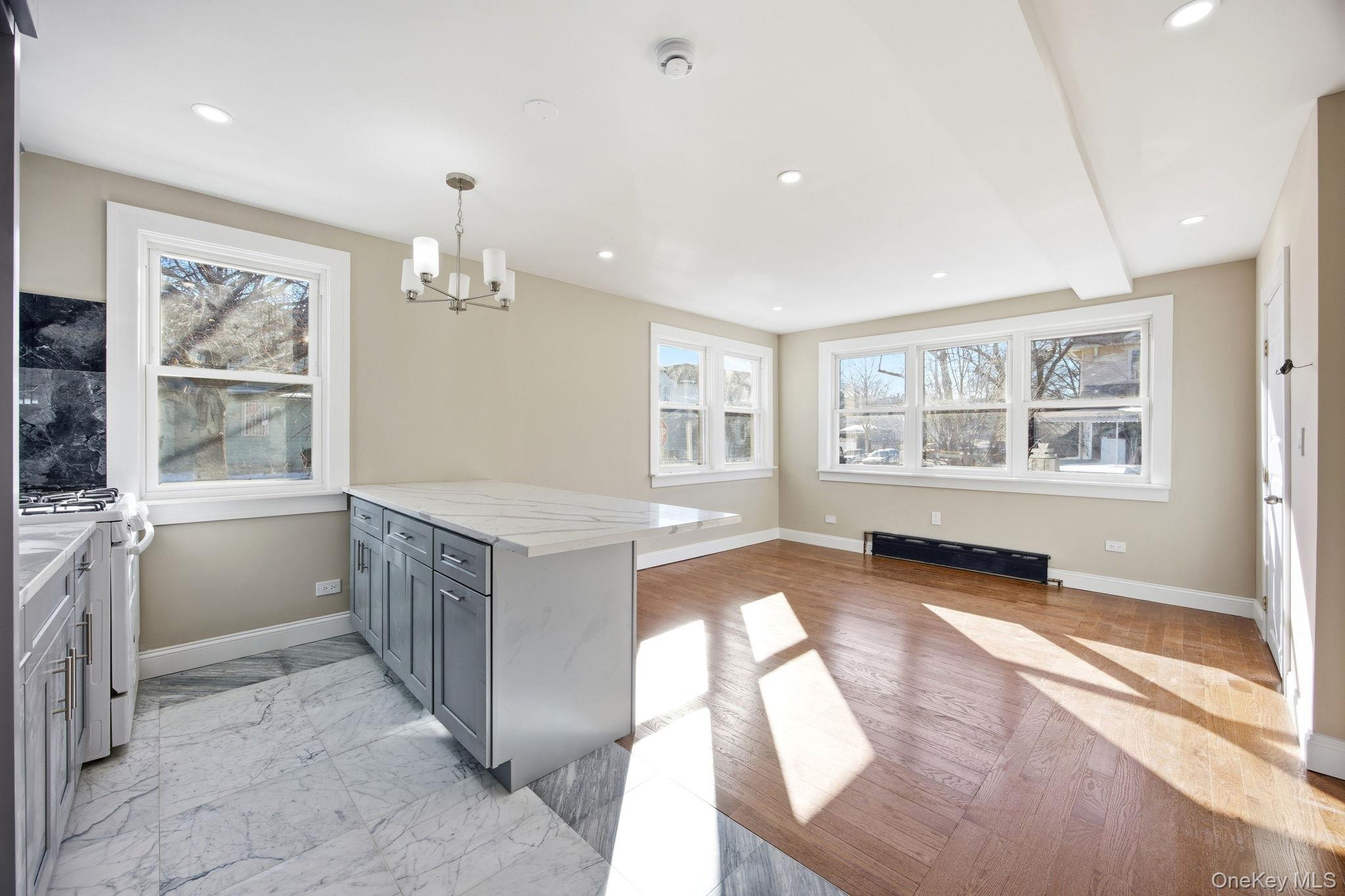 Single Family 93rd Queens, NY 11369, MLS-962116-10