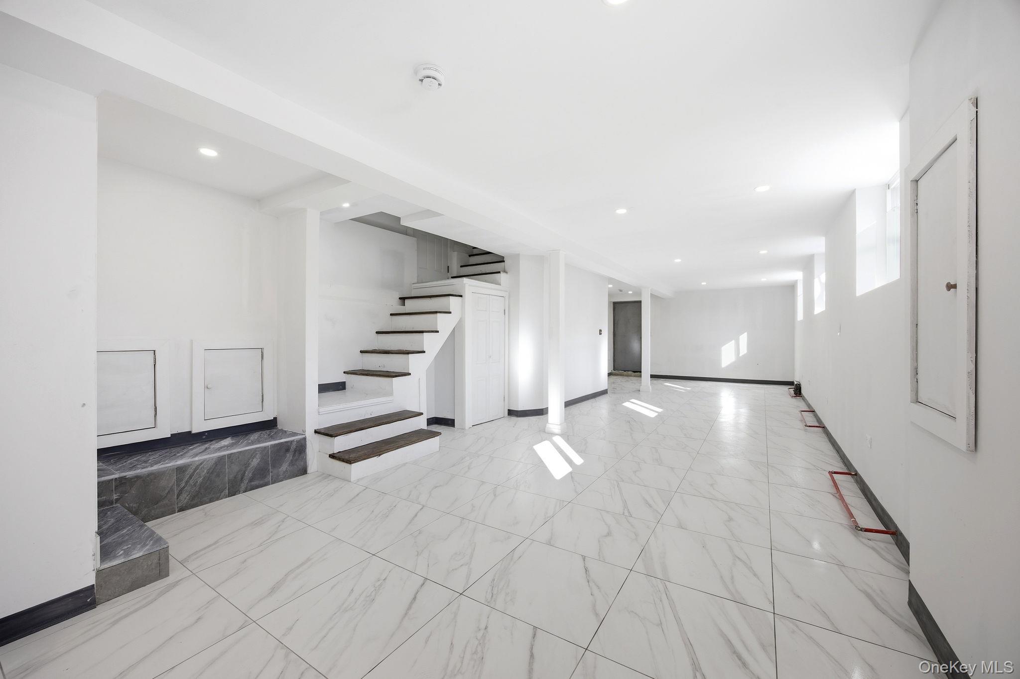 Single Family 93rd Queens, NY 11369, MLS-962116-18