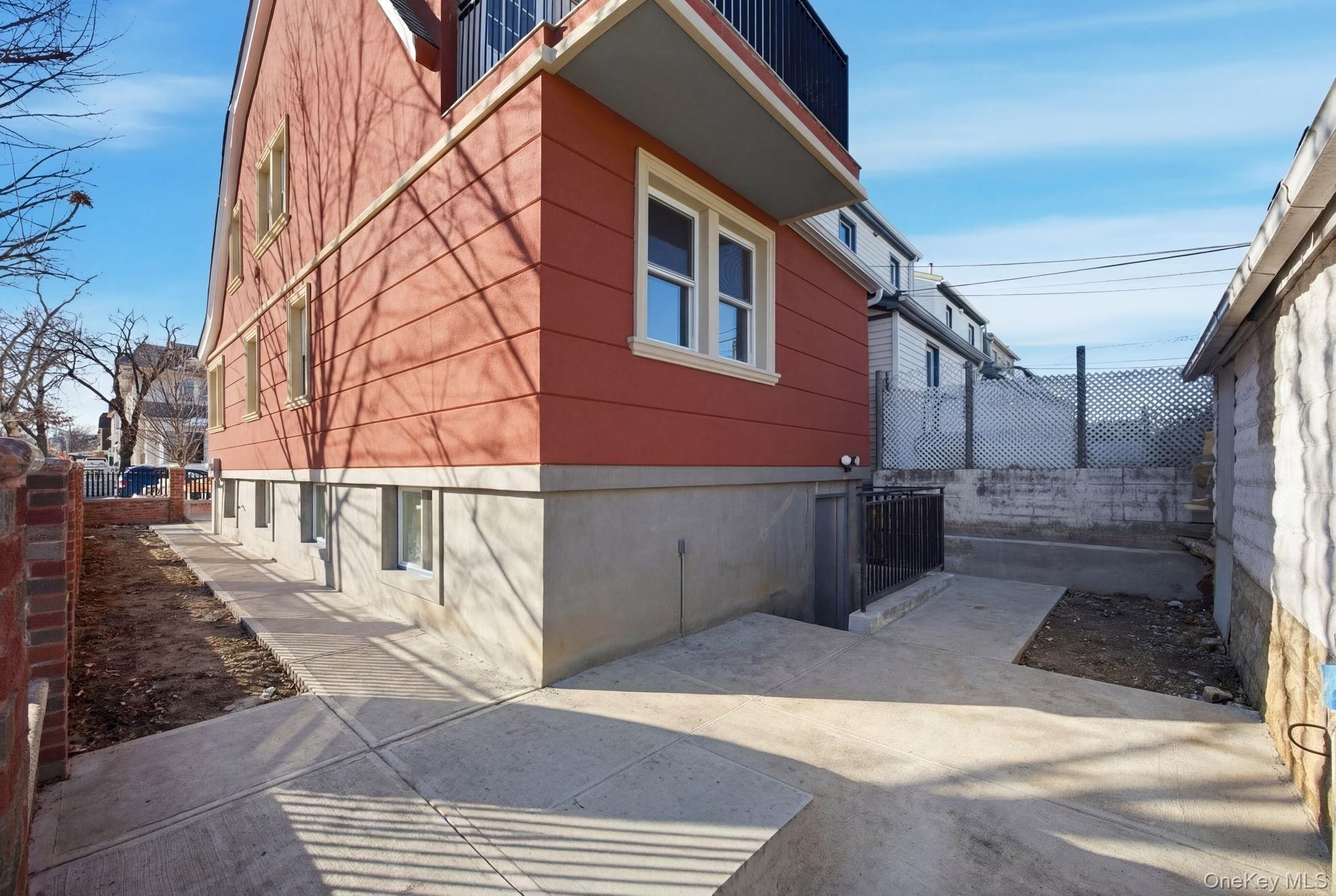 Single Family 93rd Queens, NY 11369, MLS-962116-3