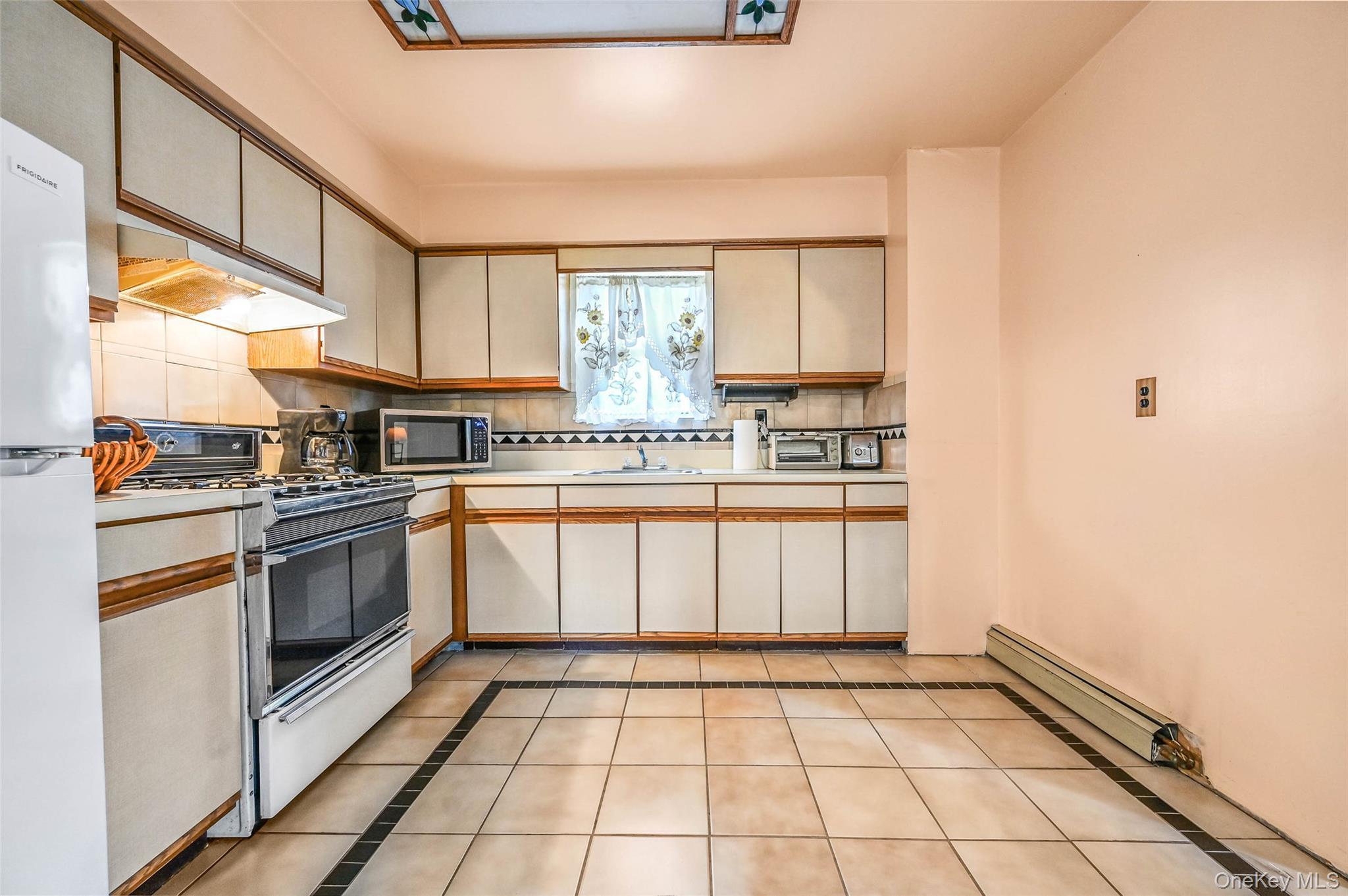 Single Family Farmers Queens, NY 11434, MLS-962152-14