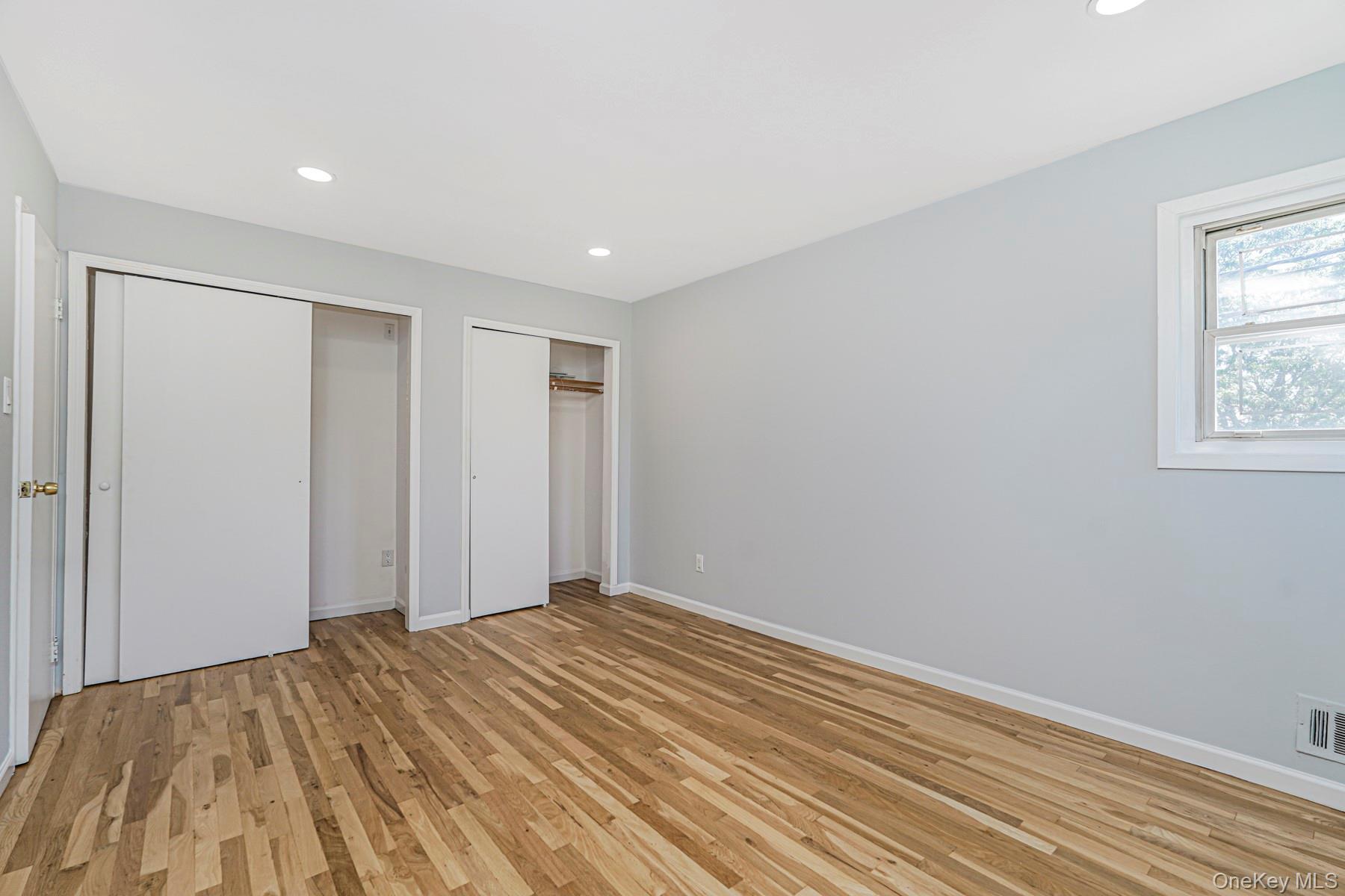 Single Family Barlow  Staten Island, NY 10312, MLS-962179-20