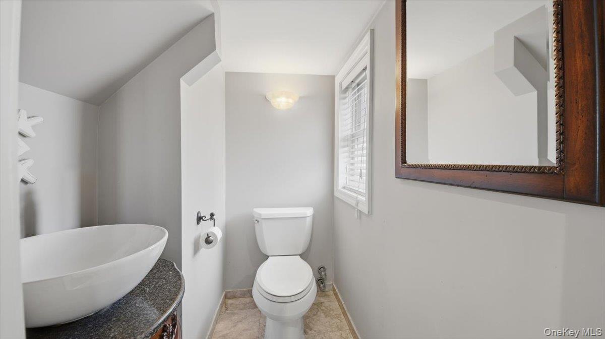 Single Family Agar  Bronx, NY 10465, MLS-962185-11