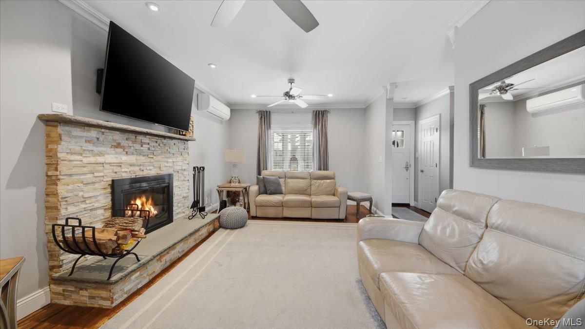 Single Family Agar  Bronx, NY 10465, MLS-962185-13