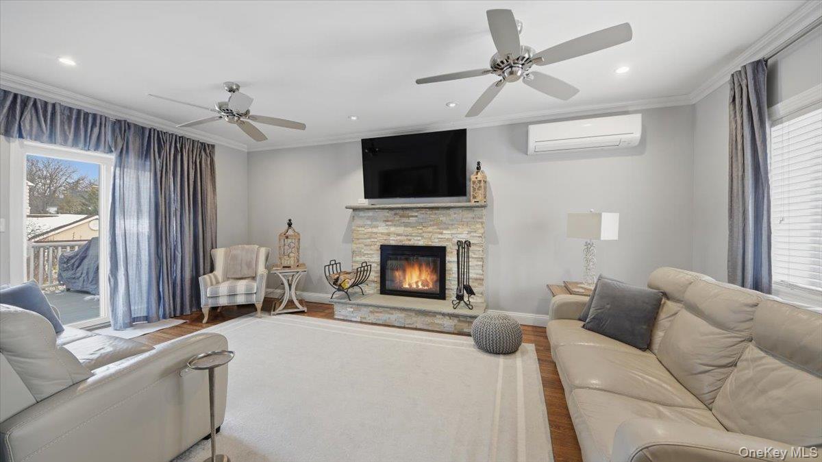 Single Family Agar  Bronx, NY 10465, MLS-962185-14