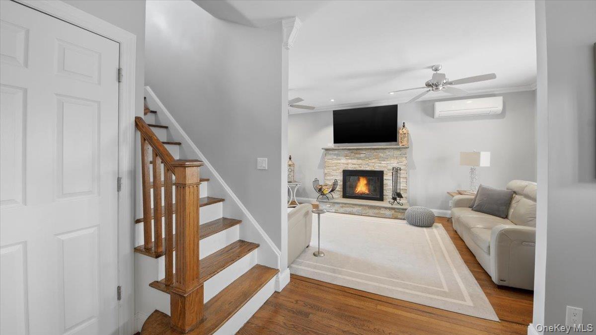 Single Family Agar  Bronx, NY 10465, MLS-962185-16