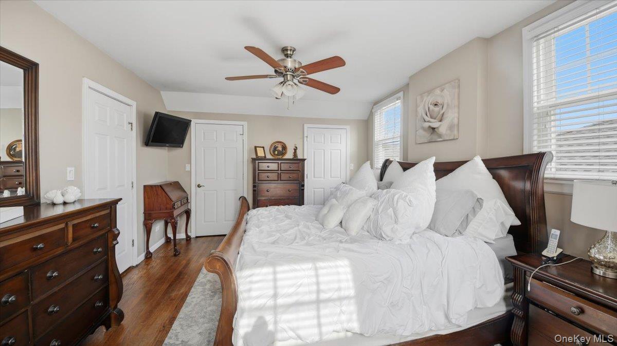 Single Family Agar  Bronx, NY 10465, MLS-962185-20