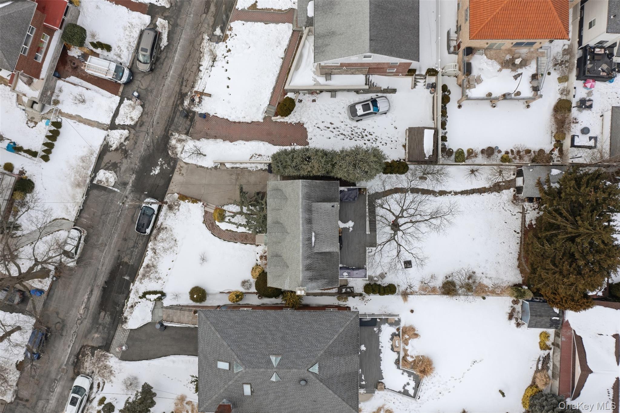 Single Family Agar  Bronx, NY 10465, MLS-962185-29