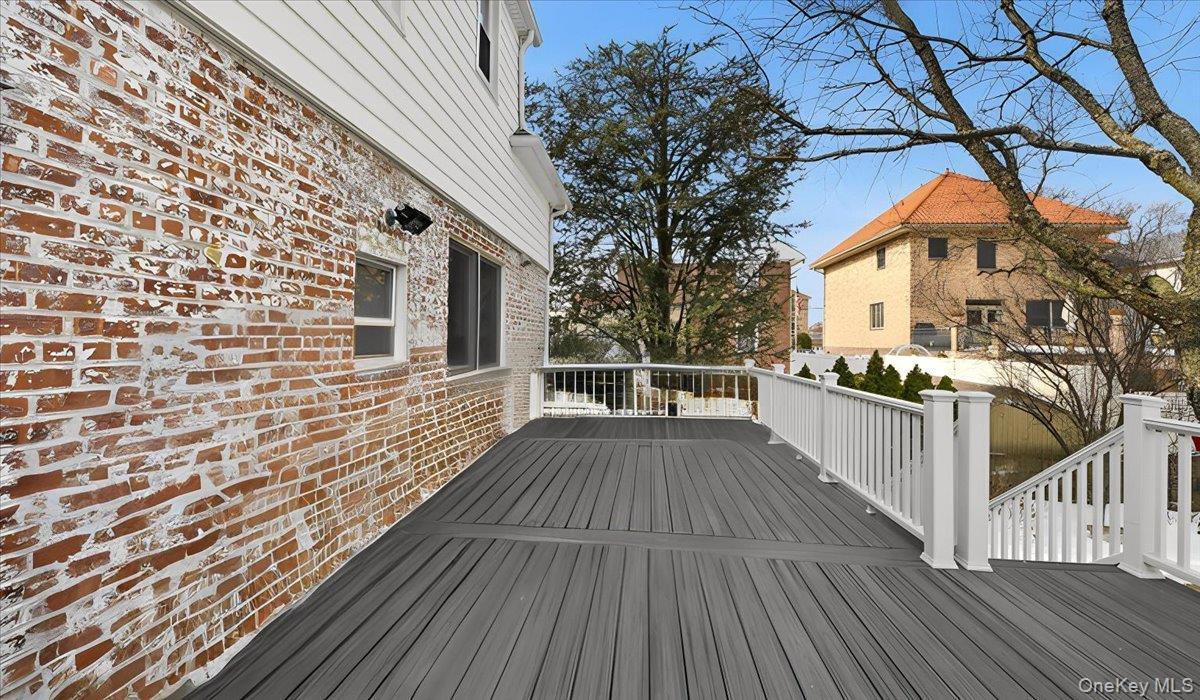 Single Family Agar  Bronx, NY 10465, MLS-962185-6