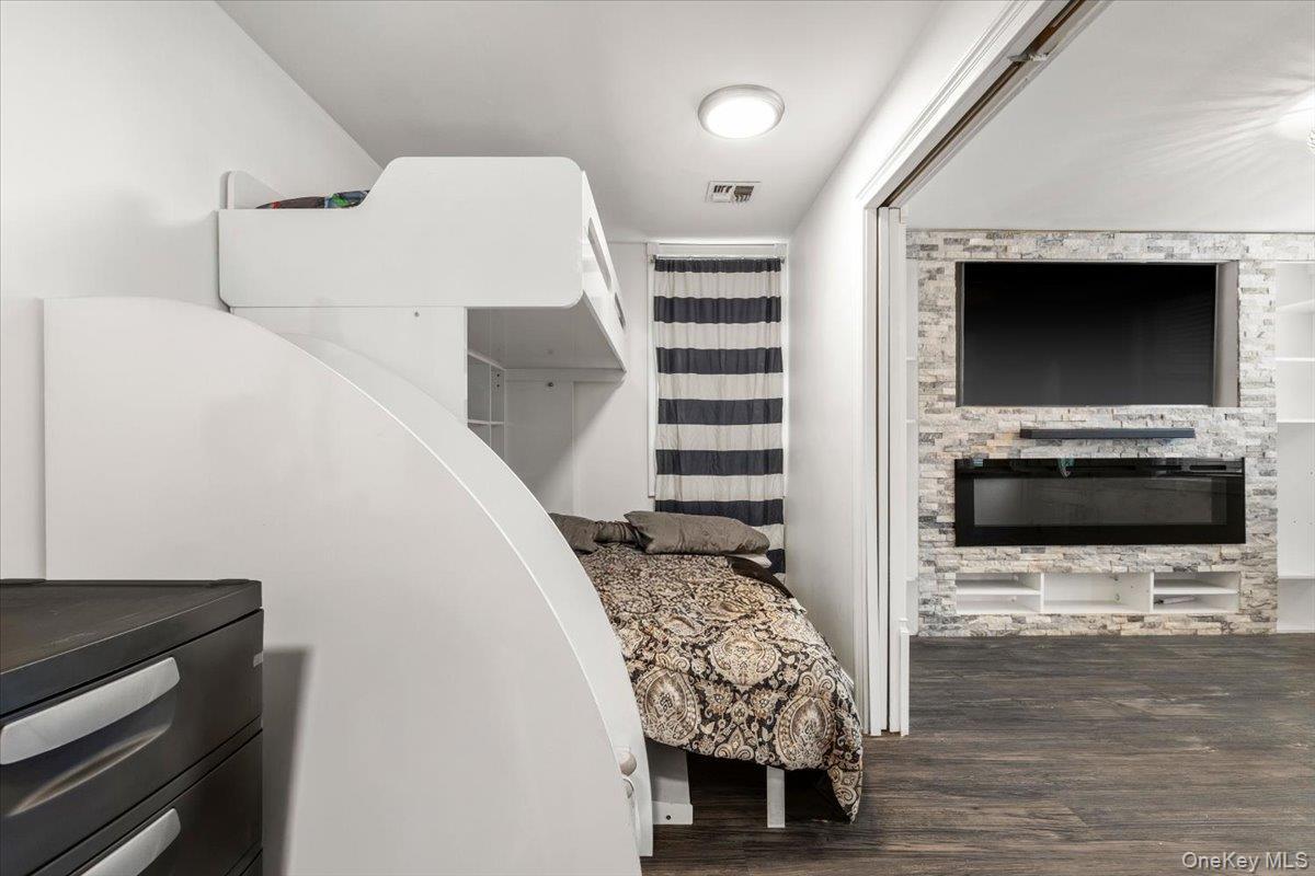 Single Family Sunset  Bronx, NY 10473, MLS-962201-13