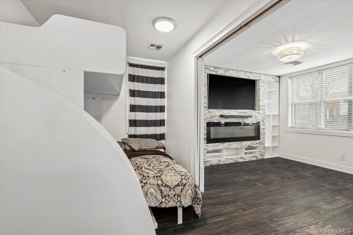 Single Family Sunset  Bronx, NY 10473, MLS-962201-14