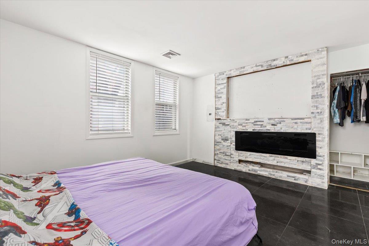 Single Family Sunset  Bronx, NY 10473, MLS-962201-19