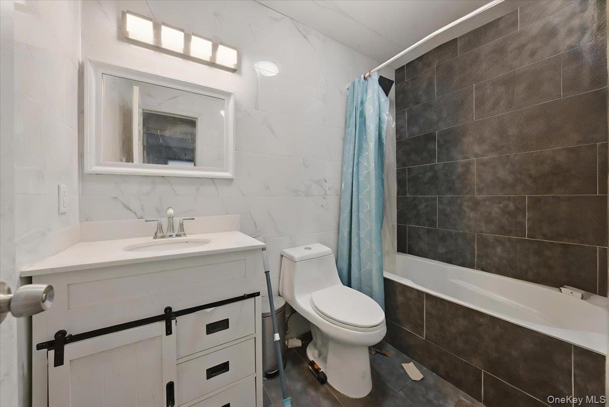 Single Family 193rd Queens, NY 11412, MLS-962214-12