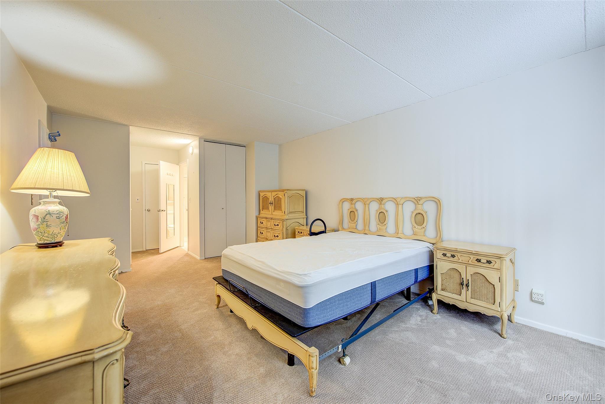 Condo 26th  Queens, NY 11360, MLS-962220-23