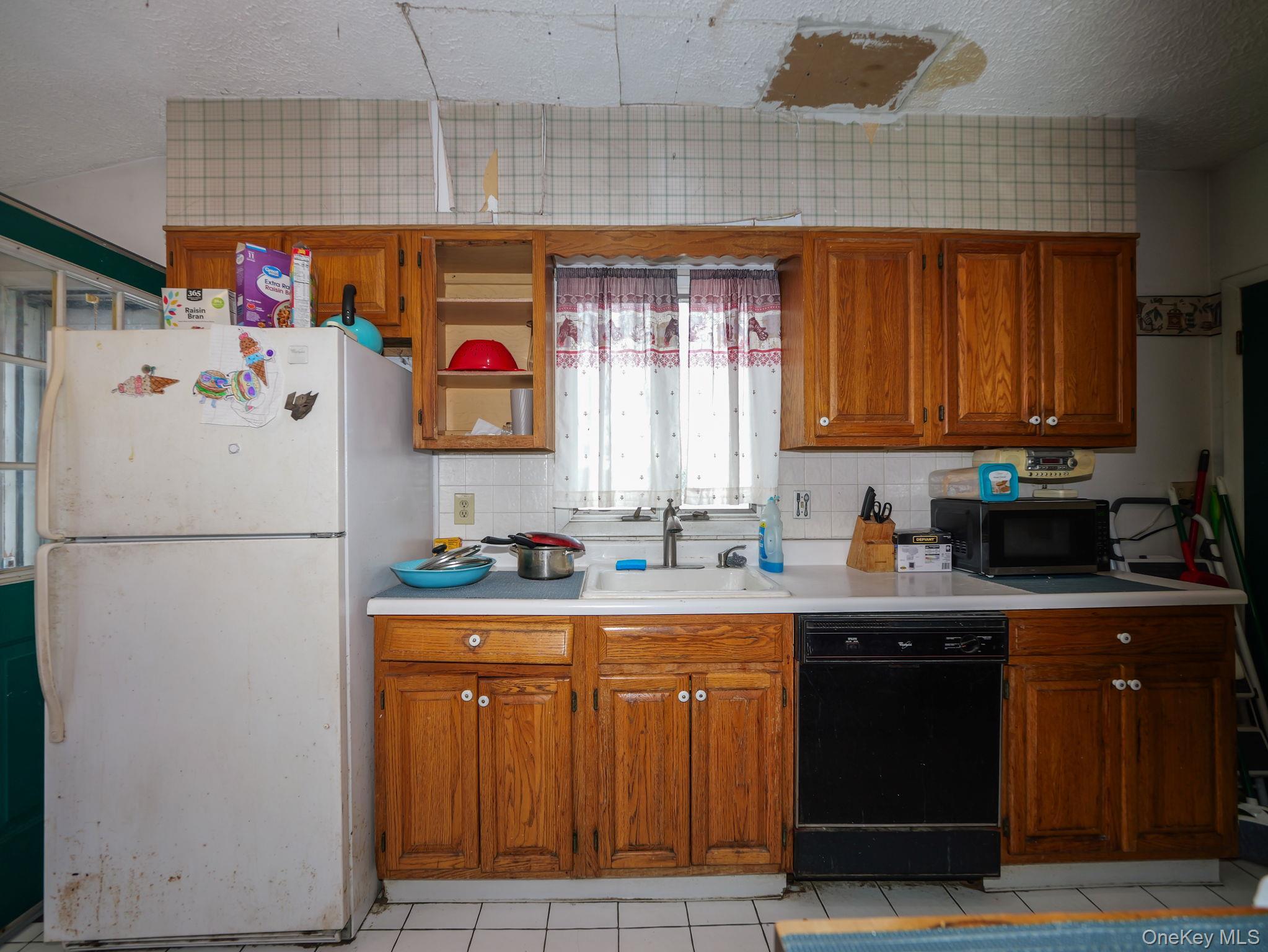 Single Family South  Orange County, NY 12550, MLS-962226-18