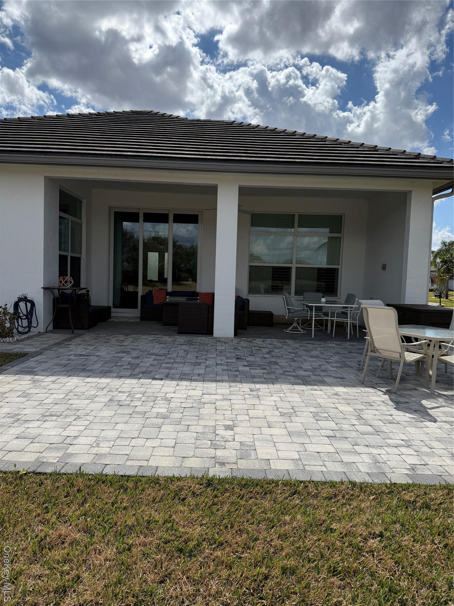 Single Family Halbert  Out Of Area, NY 32968, MLS-962235-23