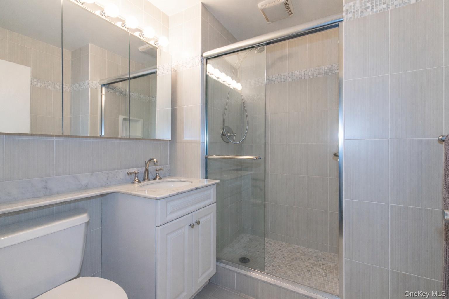 Coop Grand Central  Queens, NY 11005, MLS-962236-22