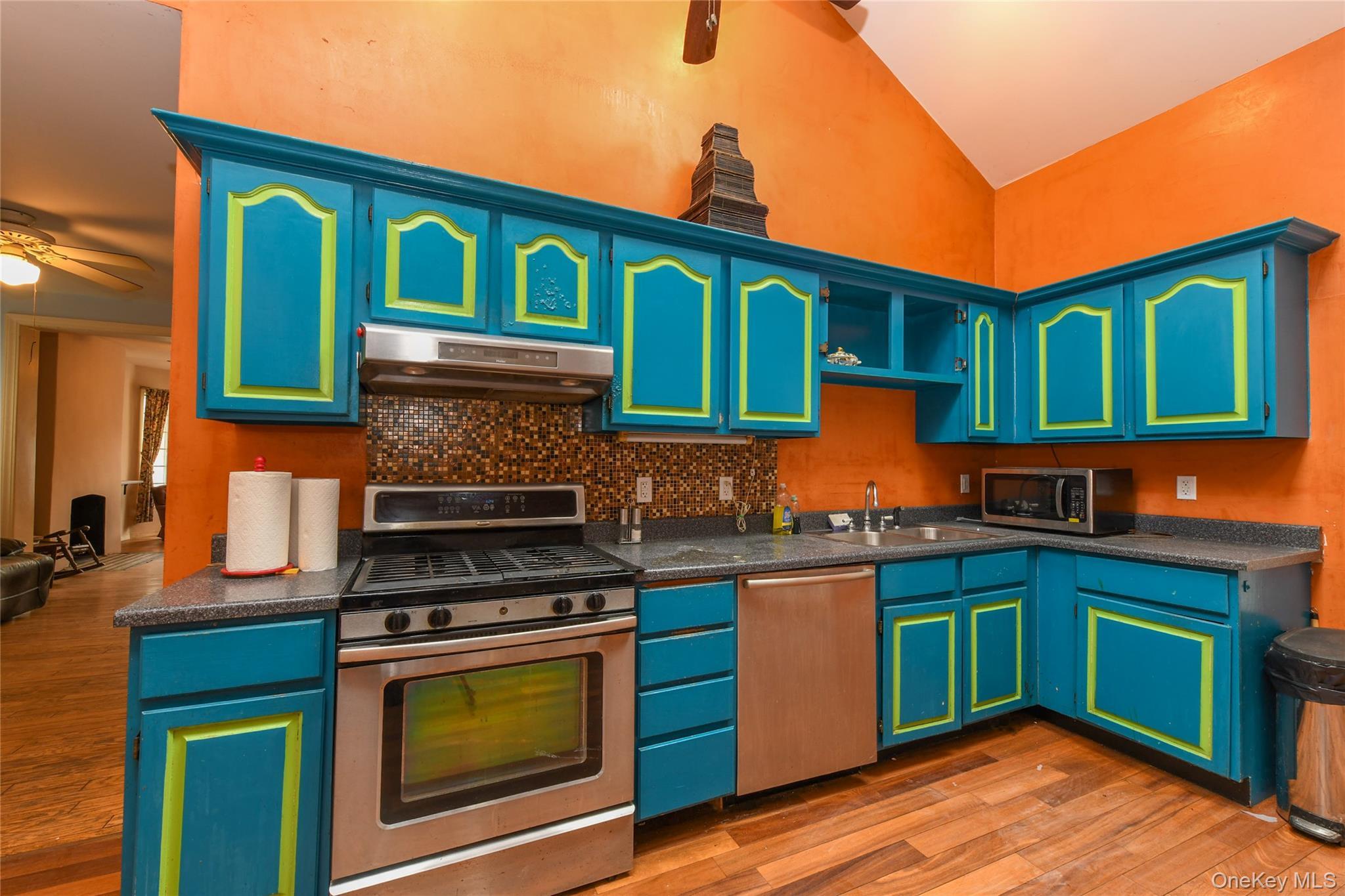 Single Family 85th  Queens, NY 11421, MLS-962295-20