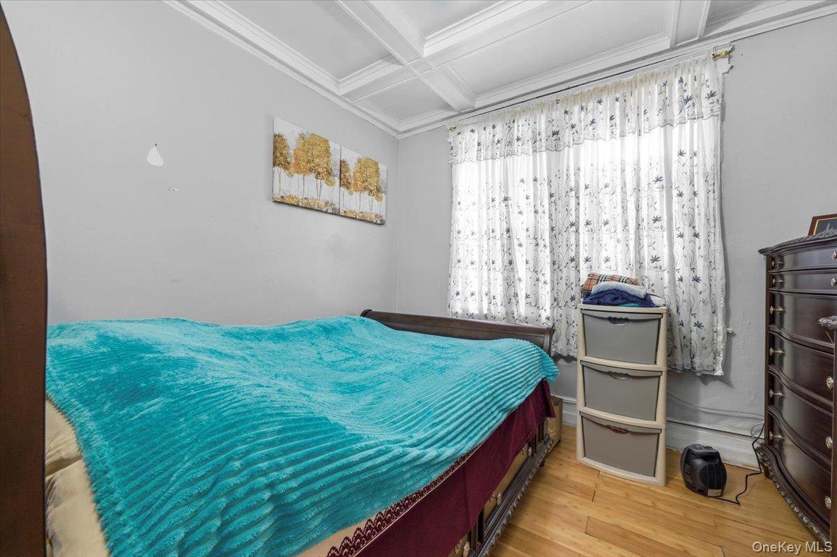 Single Family Highland  Queens, NY 11432, MLS-962316-12