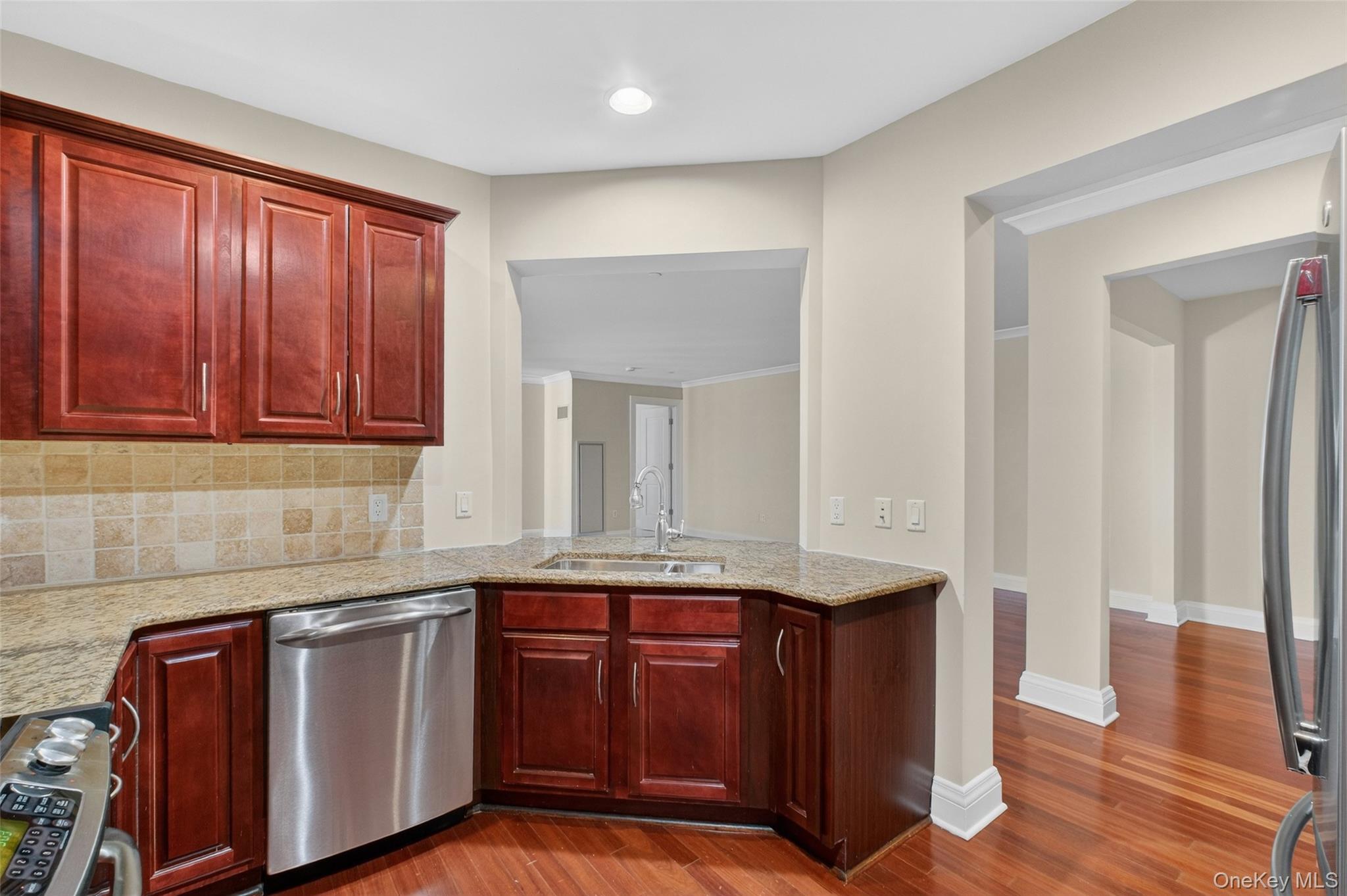 Condo Trump  Westchester County, NY 10588, MLS-962317-12