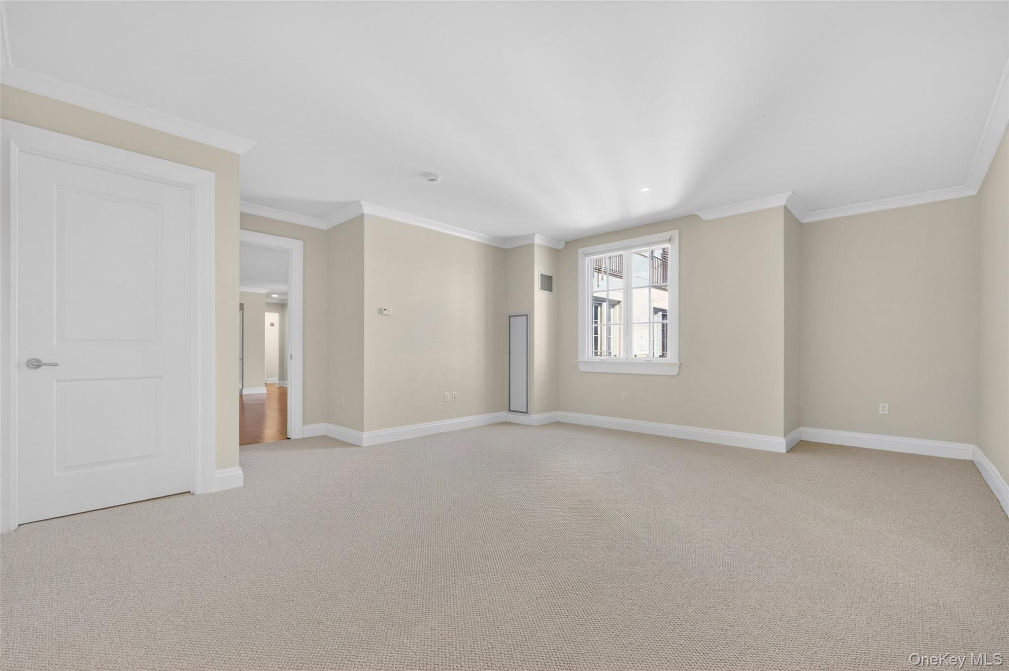 Condo Trump  Westchester County, NY 10588, MLS-962317-20