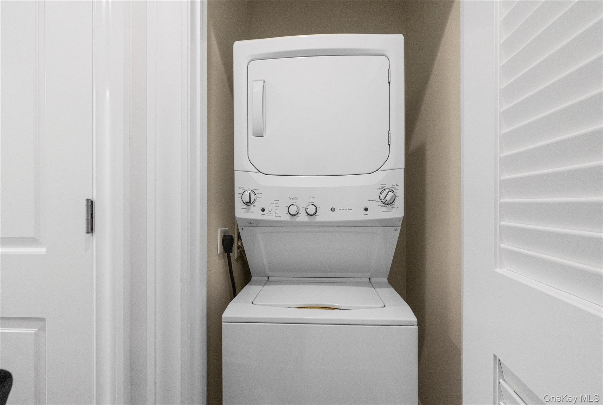 Condo Trump  Westchester County, NY 10588, MLS-962317-26