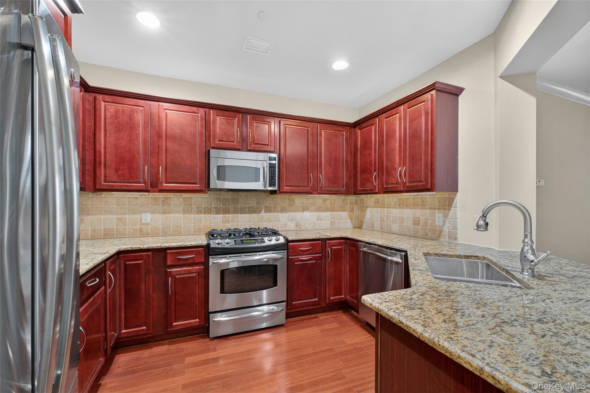 Condo Trump  Westchester County, NY 10588, MLS-962317-9