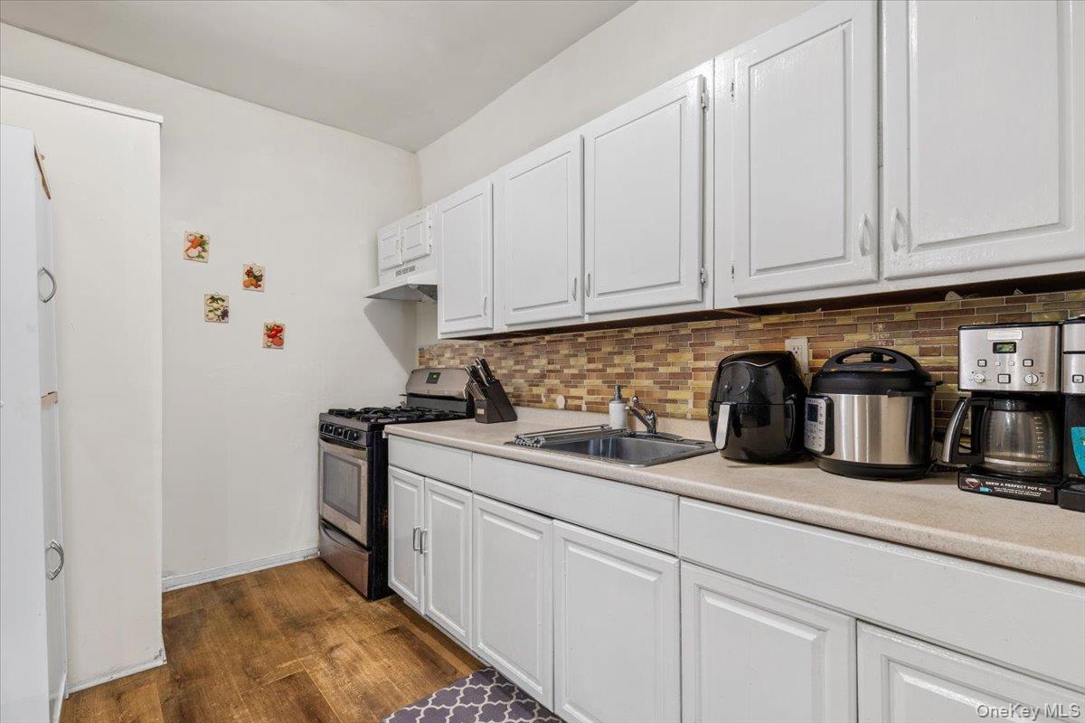 Single Family Taylor Bronx, NY 10473, MLS-962321-7