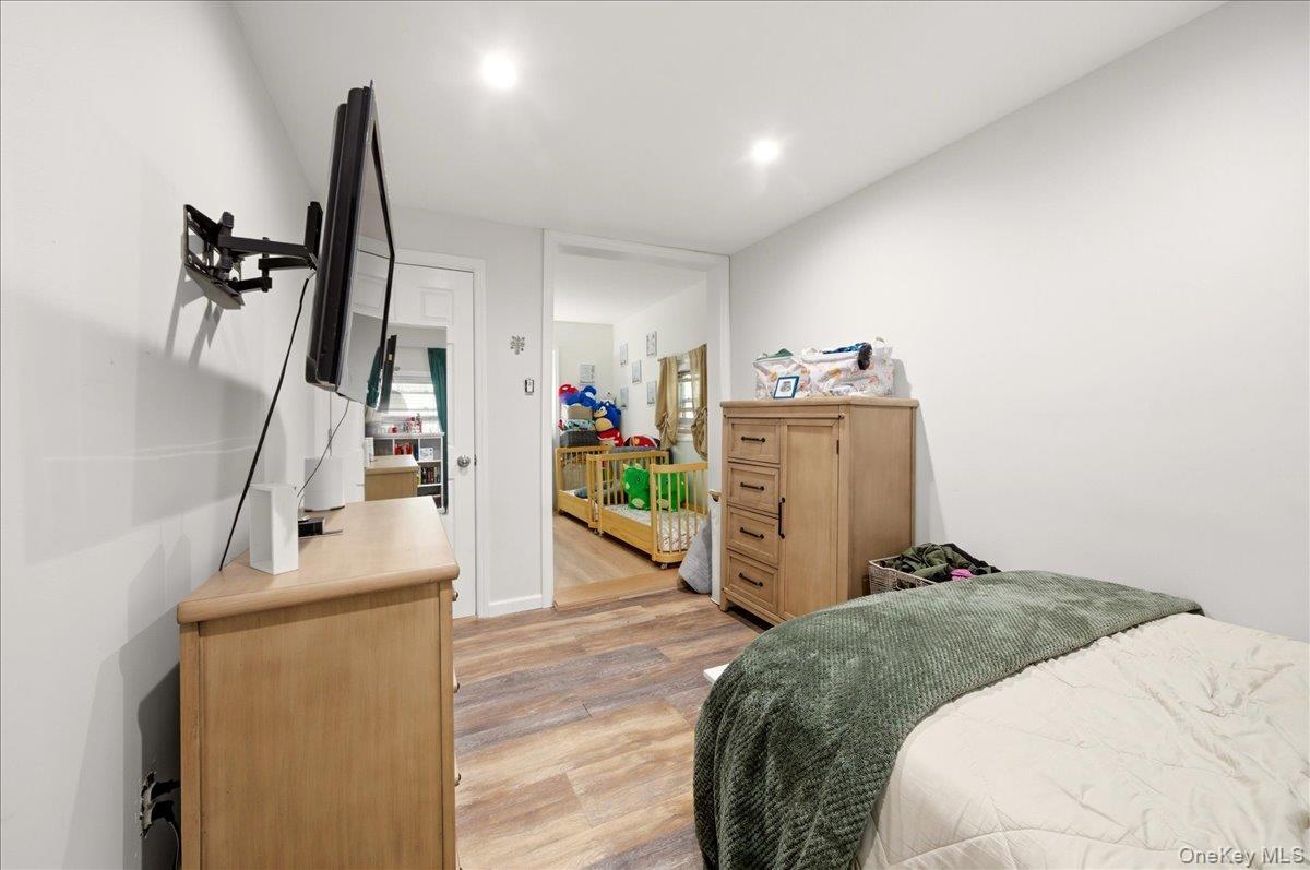 Coop Edgewater  Bronx, NY 10465, MLS-962330-14