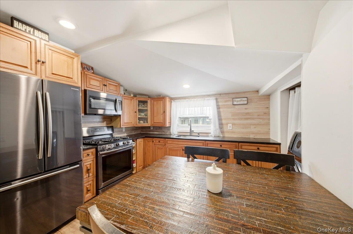 Coop Edgewater  Bronx, NY 10465, MLS-962330-9