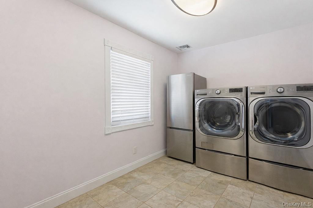 Single Family 85th  Queens, NY 11414, MLS-962332-23