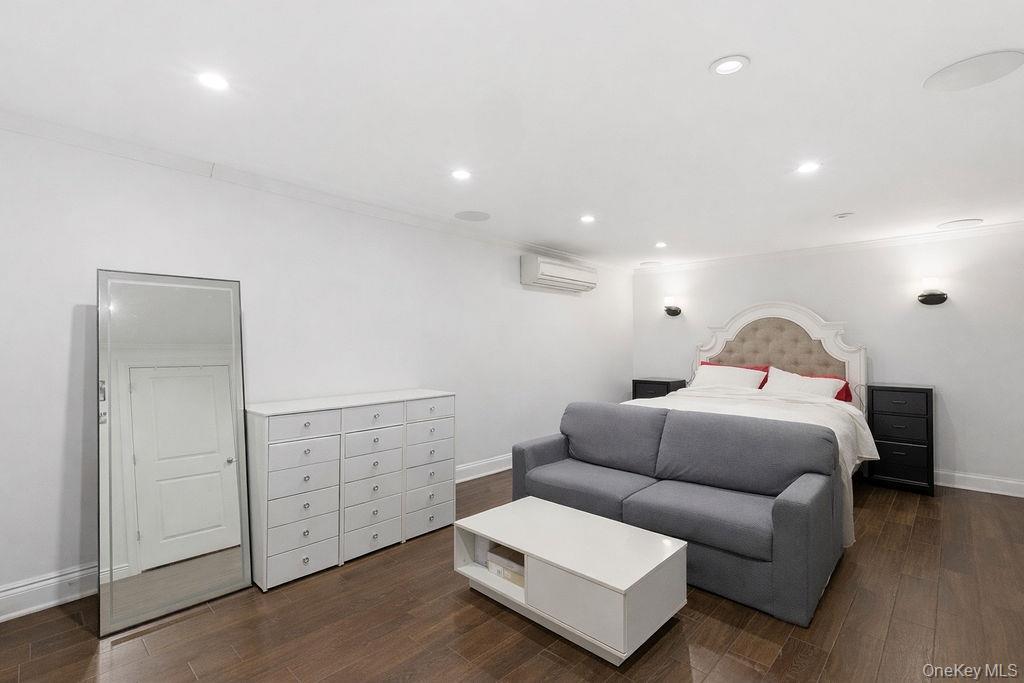 Single Family 85th  Queens, NY 11414, MLS-962332-7