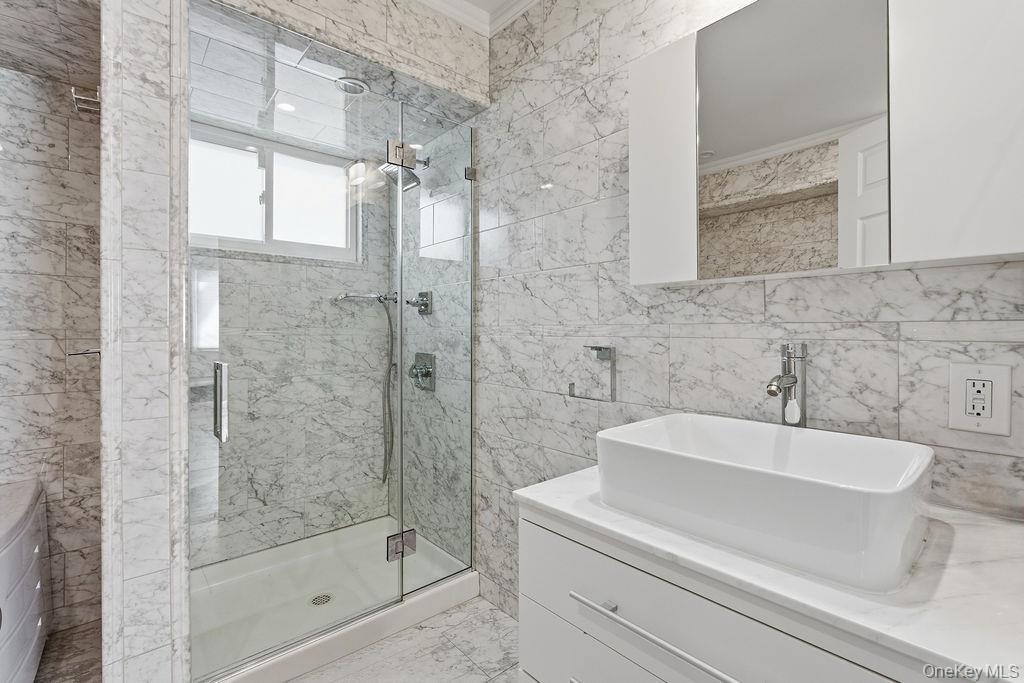 Single Family 80th Queens, NY 11414, MLS-962352-13